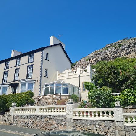 Bed and Breakfast The Chelsea à Llandudno Extérieur photo