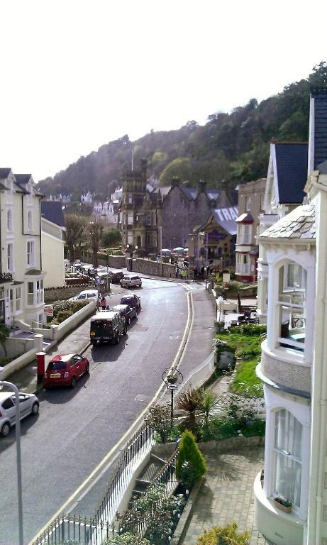 Bed and Breakfast The Chelsea à Llandudno Chambre photo
