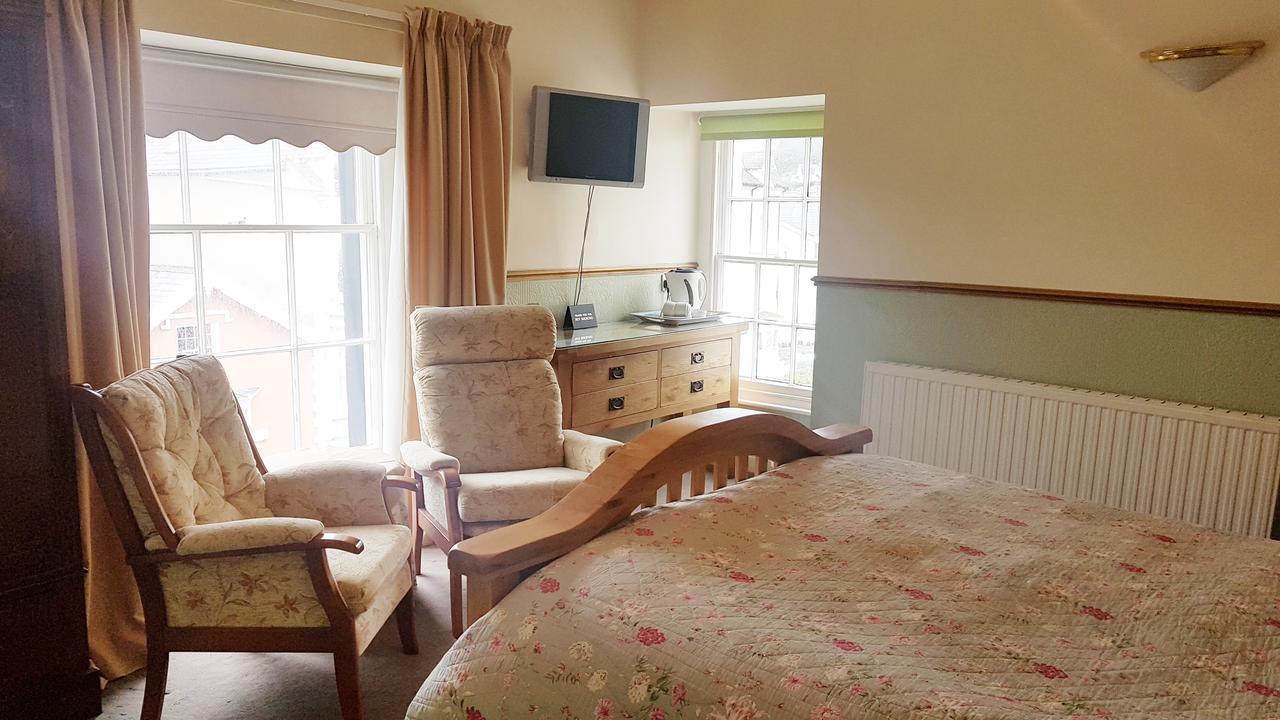 Bed and Breakfast The Chelsea à Llandudno Extérieur photo