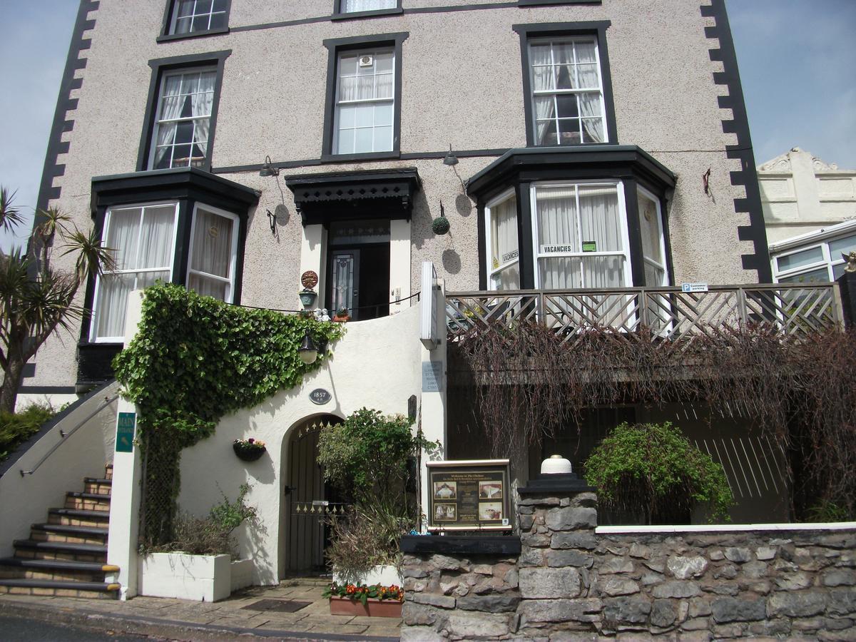Bed and Breakfast The Chelsea à Llandudno Extérieur photo